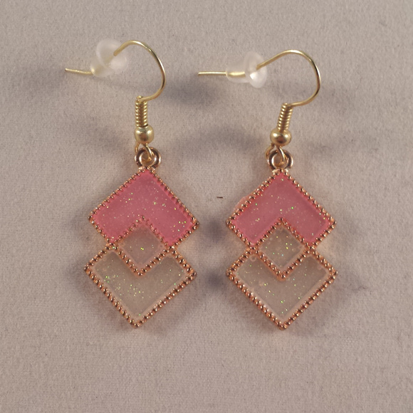 New Gold Geometric Diamond Shape Mystic Pink White Diamond Drop Dangle Earrings - Picture 1 of 2